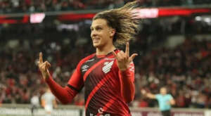 Fluminense contrata atacante ex-Athletico-PR, principal reforço para 2025