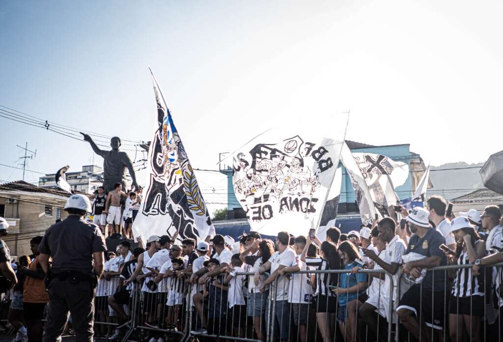 Venda de criptomoedas rende quase R$ 30 milhões ao Santos em 2024