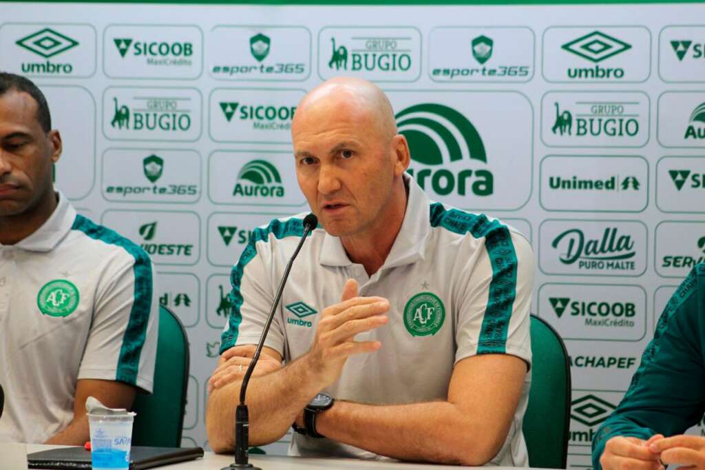 Catarinense: Gilmar Dal Pozzo promete novos ajustes na Chapecoense