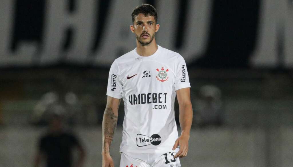 Gustavo Henrique tem lesão na perna e desfalca o Corinthians
