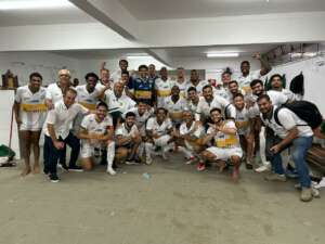 MINEIRO: Uberlândia, do técnico Paulo Roberto, vence e assume vice-liderança