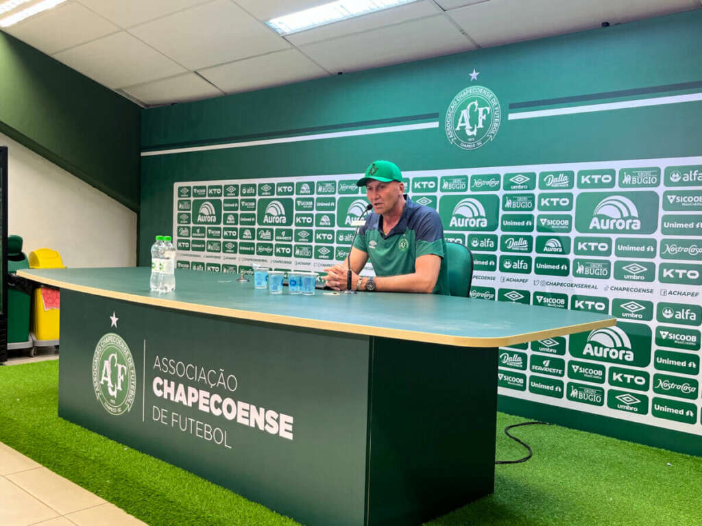 Catarinense: Dal Pozzo crava antes da estreia da Chapecoense: “Seis equipes favoritas”