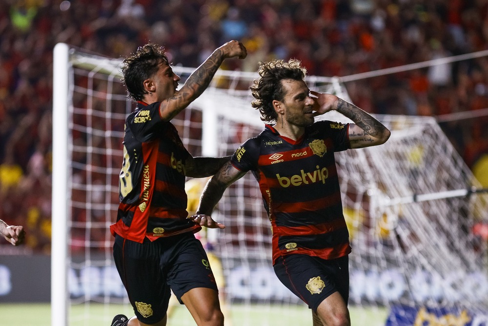 Sport anuncia renovação contratual de Lucas Lima (Foto: Paulo Paiva / Sport Recife)