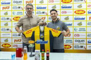 Luís Oyama é apresentado no Novorizontino e promete brigar pelo acesso