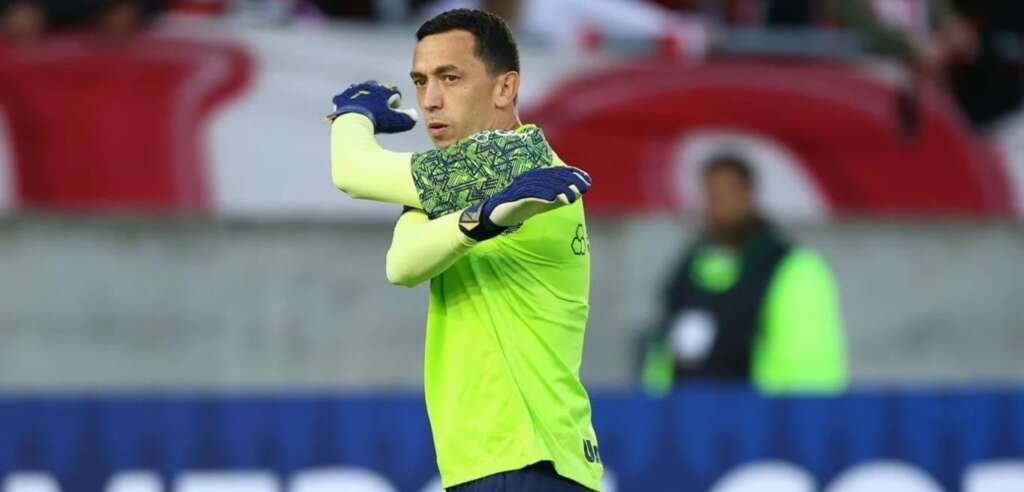 Marchesín deixa o Grêmio e fecha com o Boca Juniors, que anuncia Battaglia