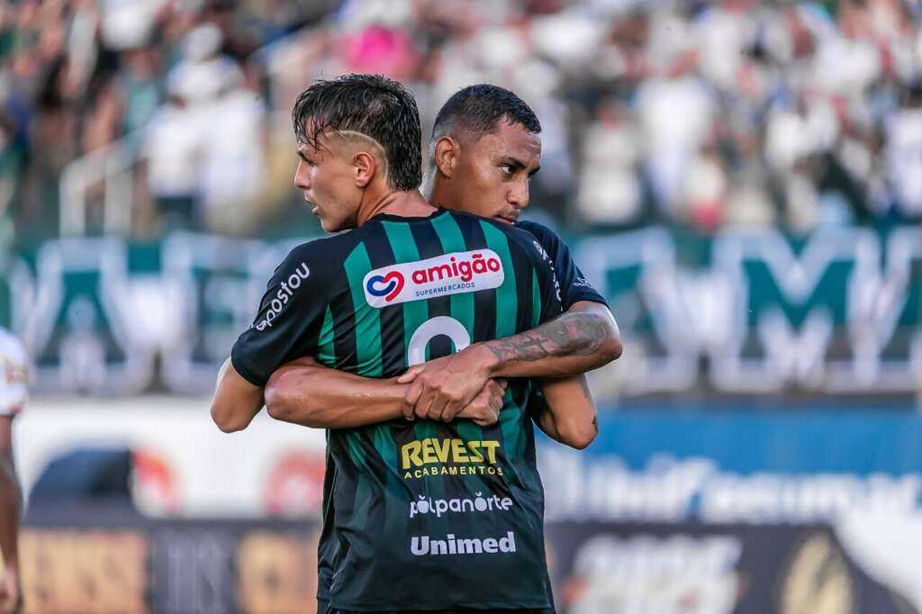 Maringa bate Sao Joseense na estreia do Campeonato Paranaense 1