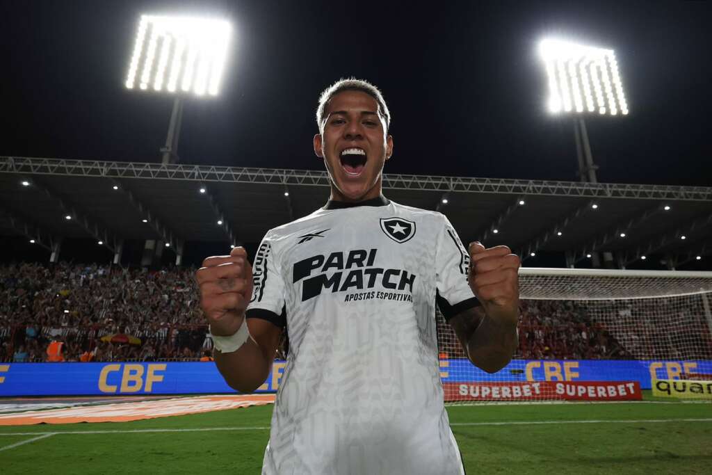 Matheus Martins, do Botafogo, chama atenção do CSKA Moscou