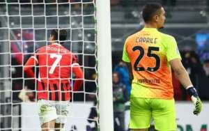 Campeão da Supercopa, Milan vai mal no Campeonato Italiano