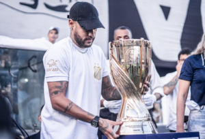 Neymar confirma retorno ao Santos após 12 anos: 