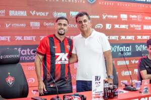 Vitória surpreende e investe valor milionário na janela de transferências