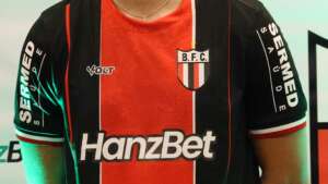 Botafogo-SP fecha com maior patrocínio master e apresenta novo uniforme