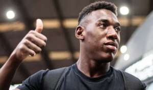 Athletico-PR oficializa chegada de zagueiro contestado no Vasco e São Paulo