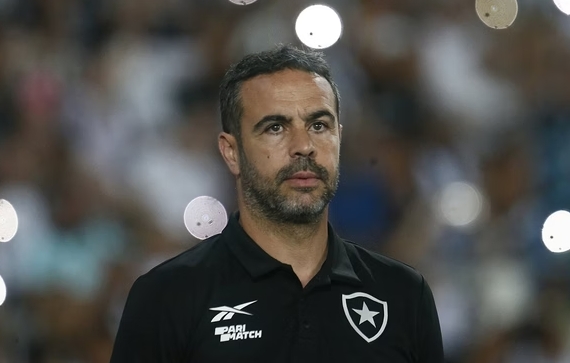 Artur Jorge está fora do Botafogo