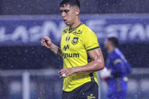 Lesionado, zagueiro do São Bernardo retorna após 11 meses