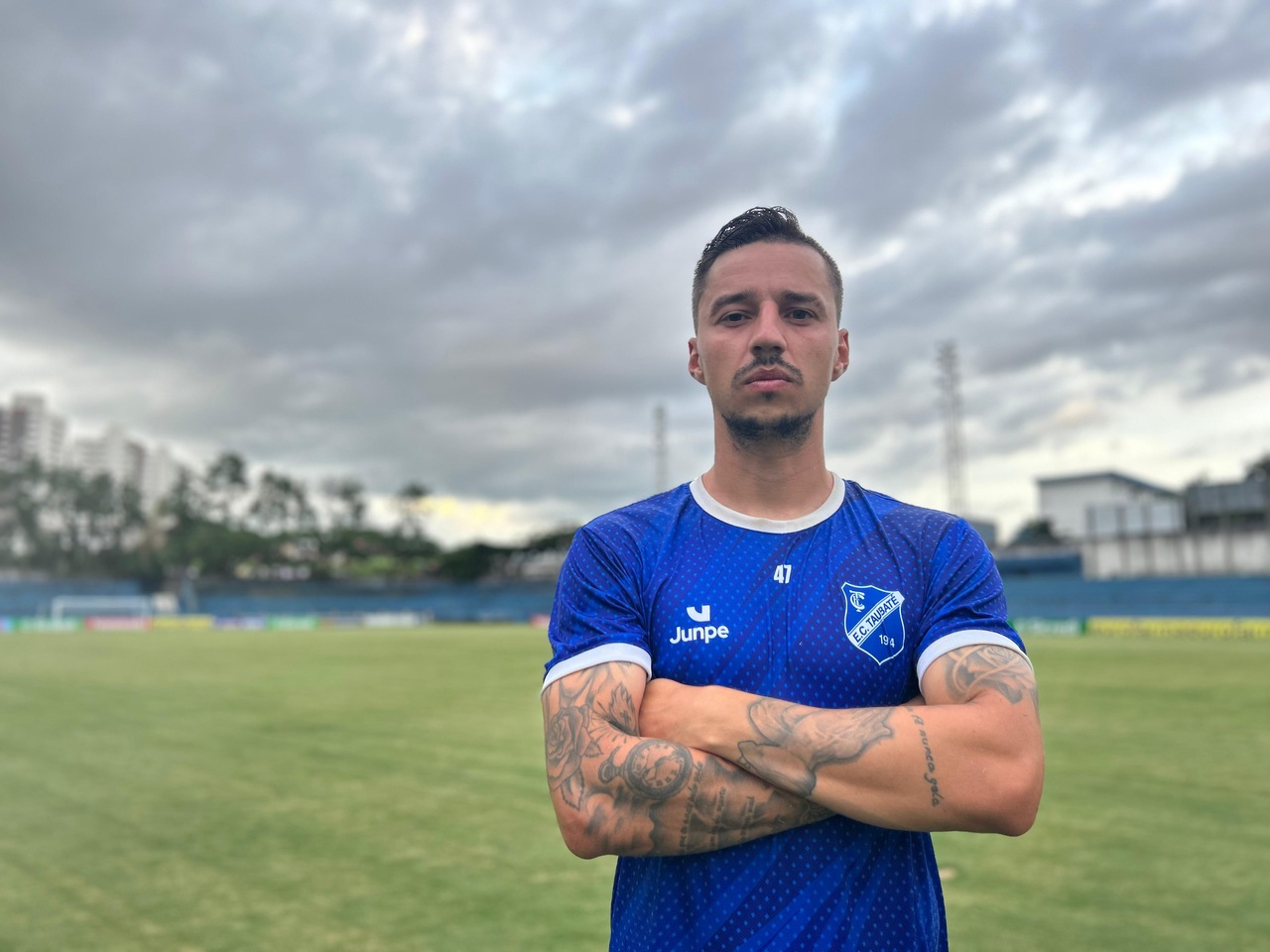 Taubate contrata zagueiro ex Gremio para a Serie A2