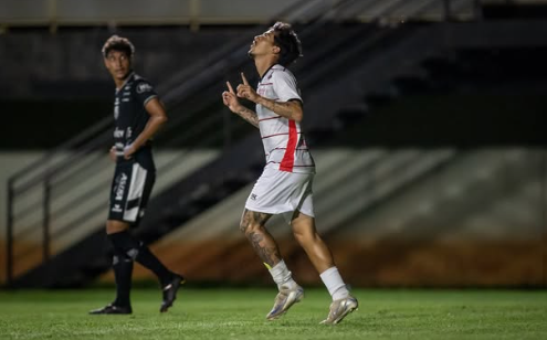 Paulistão Série A2: Lelé elogia elenco do Oeste e projeta jogo duro contra o São Bento