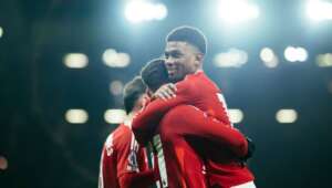 Diallo faz três gols no final e evita vexame do Manchester United contra o Southampton