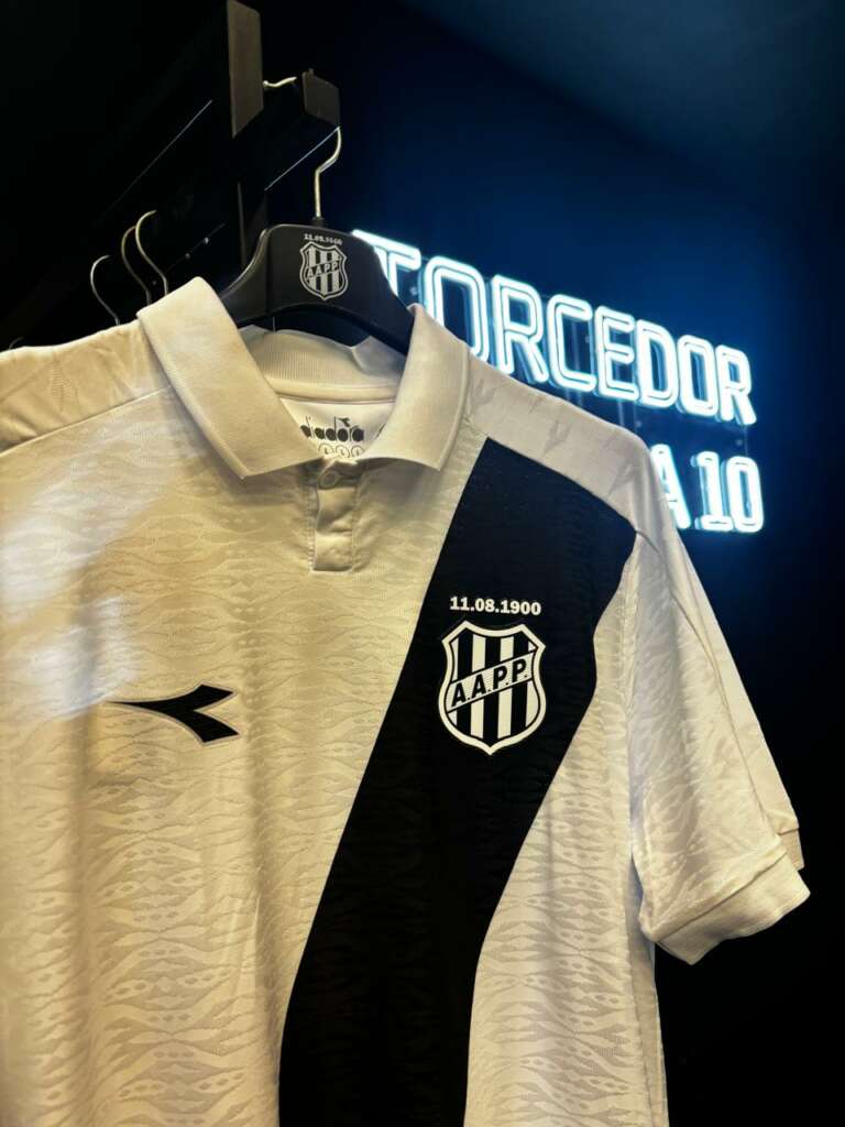 Inspirada em 1997, Ponte Preta lança novo uniforme para a temporada de 2025 6 WhatsApp Image 2025 01 17 at 21.25.13 1