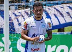 Paulistão Série A3: Lateral do Monte Azul celebra empate: 