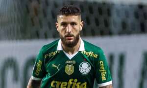 Palmeiras vende Zé Rafael ao Santos por R$ 15 mi e corre para se reforçar