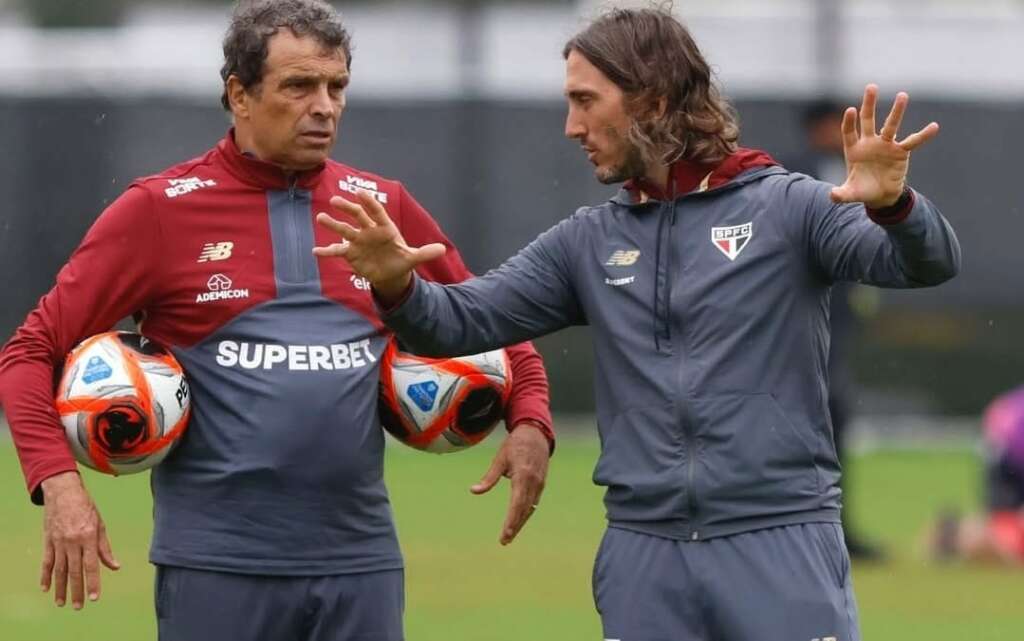 São Paulo abre treino à imprensa e tem ‘visita’ de campeão europeu