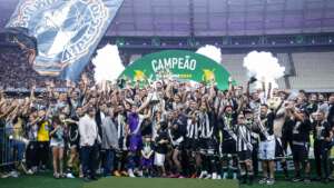 CEARENSE: Atual campeão, Ceará faz jogo de abertura