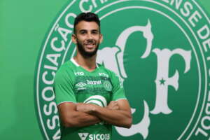 Ex-Vasco, Getúlio é anunciado pela Chapecoense e convoca a torcida