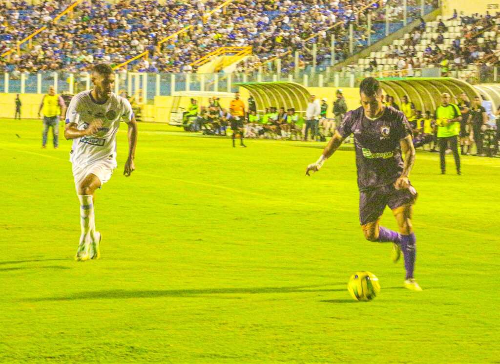 SERGIPANO: Falcon e Confiança duelam pela liderança