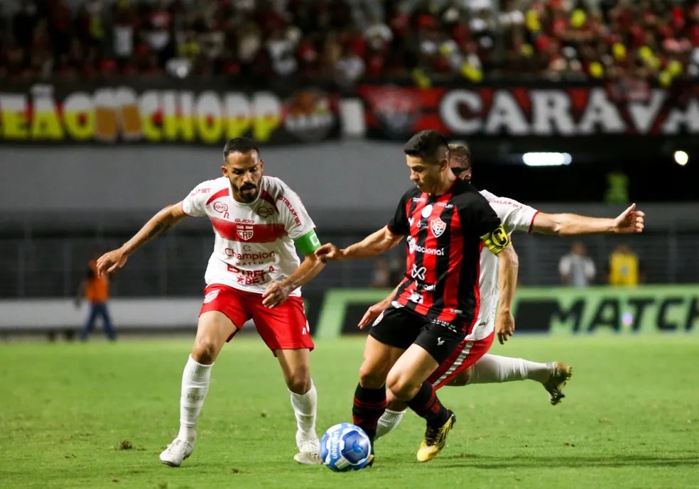 CRB-AL x Vitória-BA – Galo mira quebra de tabu na Copa do Nordeste