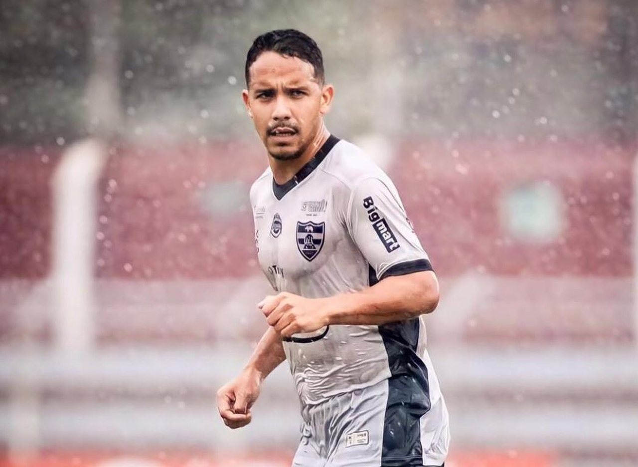 Meia Gabriel Popó, de 26 anos, defendeu o Linense na Série A2 2024 (Foto: Arquivo Pessoal / Instagram)