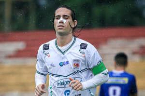 Bandeirante 0 x 1 União São João - Valdivia brilha em Birigui!