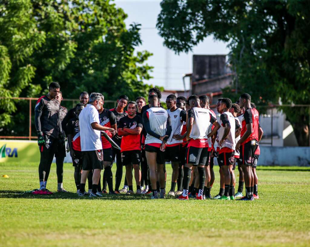 Copa do Nordeste: Ferroviário com três zagueiros para enfrentar o Treze