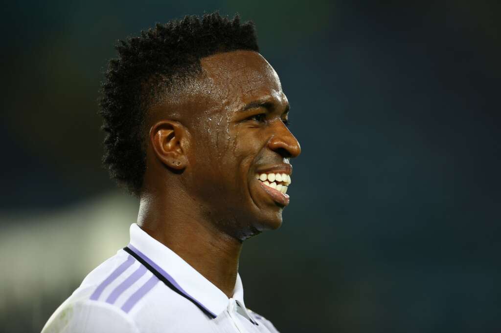 Al-Ahli prepara proposta de € 350 milhões por Vinicius Júnior