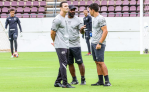 Paulistão Série A2: Júnior Rocha faz ajustes finais na Ferroviária visando estreia