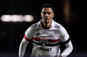 Jamal Lewis deixa o São Paulo após quatro meses: 'Desapontado'