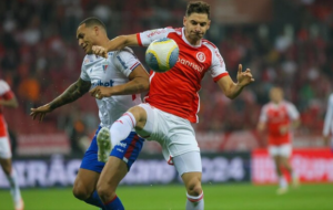 Alario deixa Internacional após ano decepcionante e se aproxima do Estudiantes