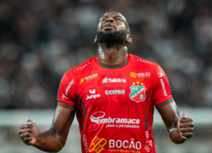 Zagueiro do Velo Clube projeta jogo contra o Novorizontino pelo Paulistão