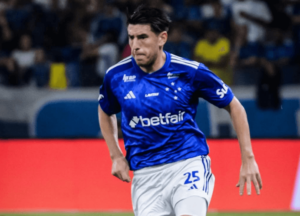 Cruzeiro confirma compra de zagueiro argentino