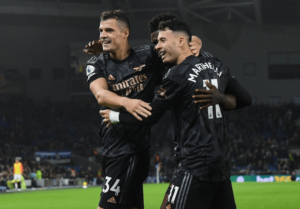 Arsenal só empata diante do Brighton e não consegue encostar no líder Liverpool