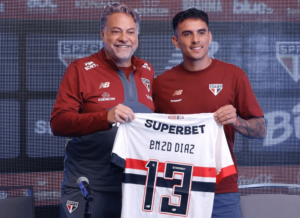 Enzo Díaz herda camisa 13 e se diz adaptado ao São Paulo: 'Preparado para jogar'