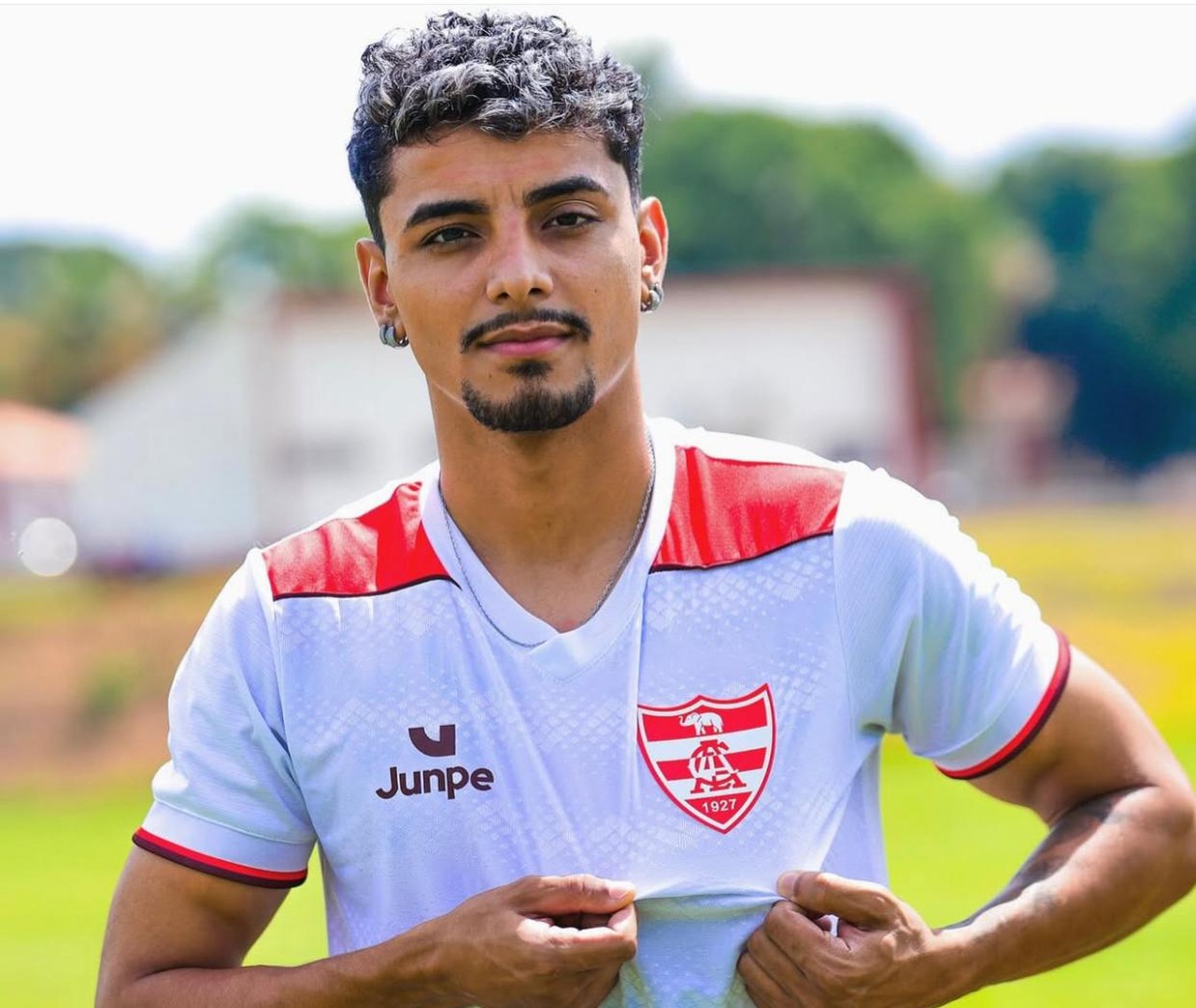 Perto da estreia no Paulistão Série A3, Marília anuncia contratação 1 Jhonatan Marino tem 26 anos e estava realizando a pré-temporada com o Linense (Foto: Alexandre Vicente / Linense)