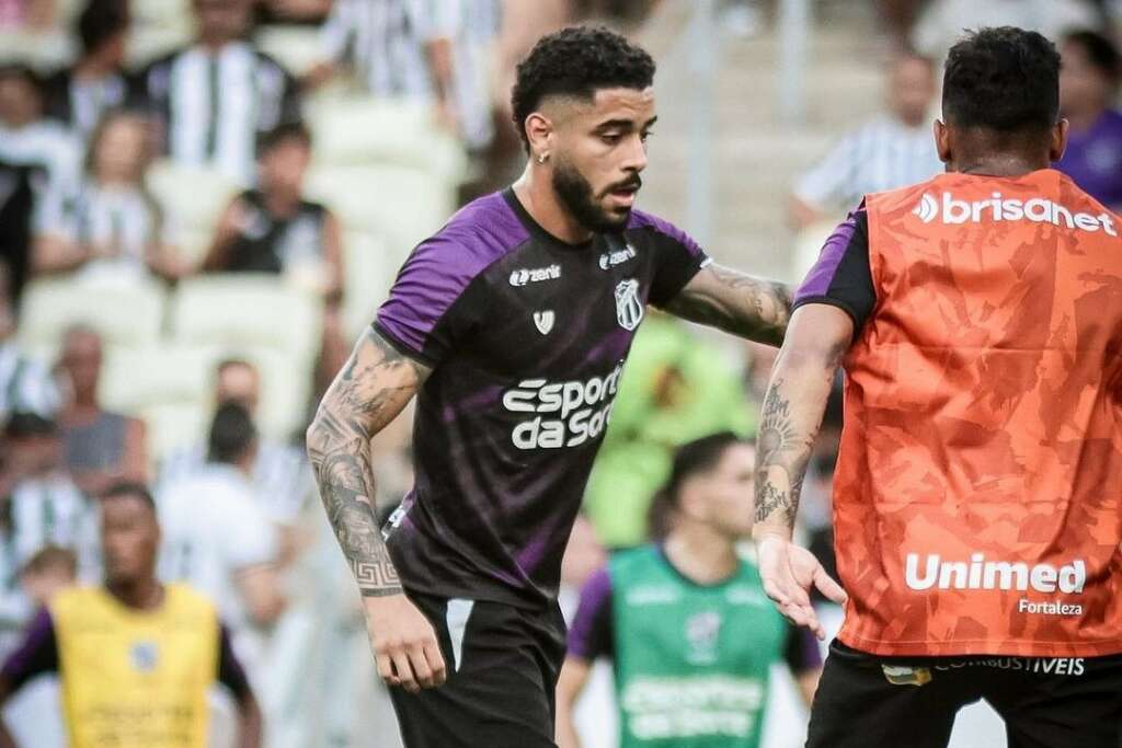 Ceará confirma renovação do lateral Matheus Bahia (Foto: Gabriel Silva/Ceará SC)