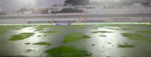 Estádio da Ponte fica coberto por água e jogo com Corinthians muda de horário!