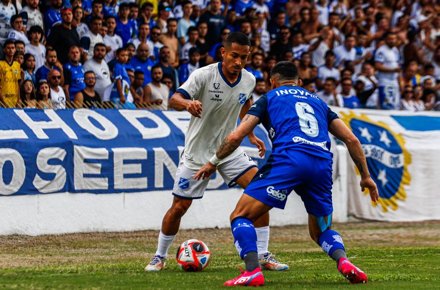 São José 3 x 0 Taubaté - Águia domina e vence Clássico do Vale 3 sao jose taubate 3
