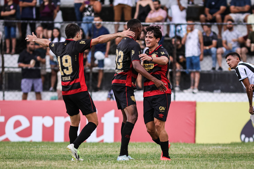 PERNAMBUCANO: Sport conquista primeira vitória