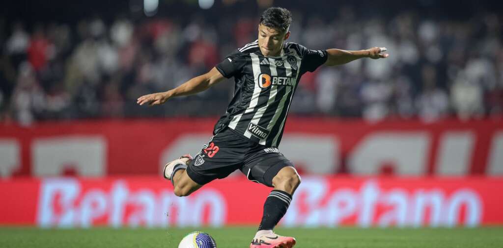 Alan Franco destaca boa fase da defesa do Atlético-MG