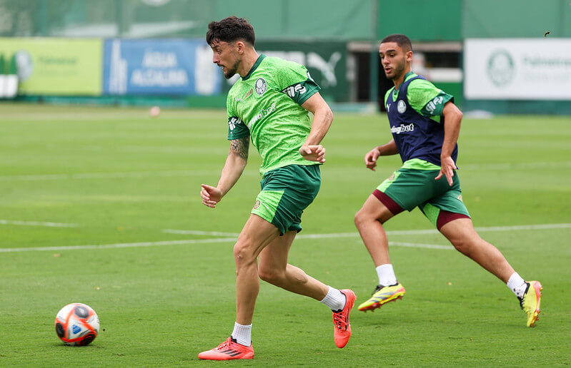 Piquerez vê Palmeiras em evolução e comenta dérbi: ‘Temos que ganhar’