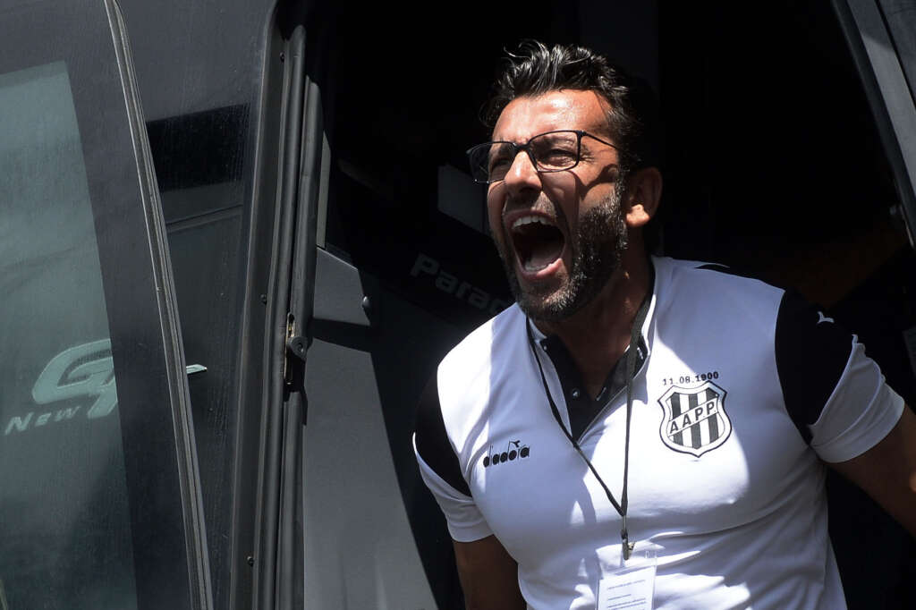 Show de imagens! Ponte Preta divulga bastidores da vitória no Dérbi 209