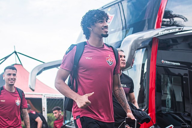 Baiano: Atacante do Vitória segue recuperação de olho na semifinal (Foto: Victor Ferreira/ECV)