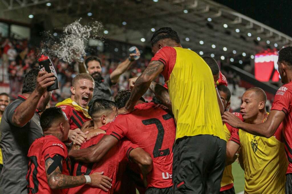 GOIANO: Atlético-GO vence e Anápolis mantém liderança 2 GOIANO: Atlético-GO vence e Anápolis mantém liderança (Foto: Bruno Corsino/Atlético-GO)